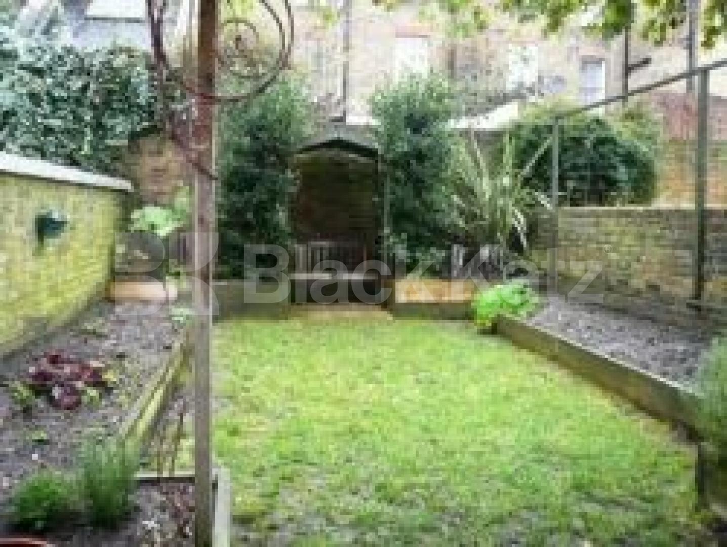 			New instruction, 3 Bedroom, 1 bath, 1 reception Flat			 Ashmore Road, MAIDA VALE/QUEENS PARK